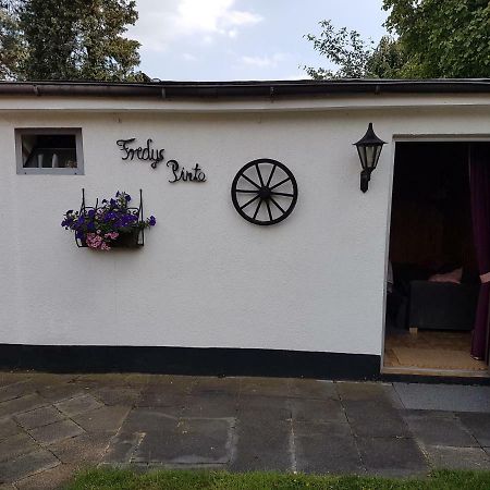 Opdenberg Düsseldorf Exterior foto